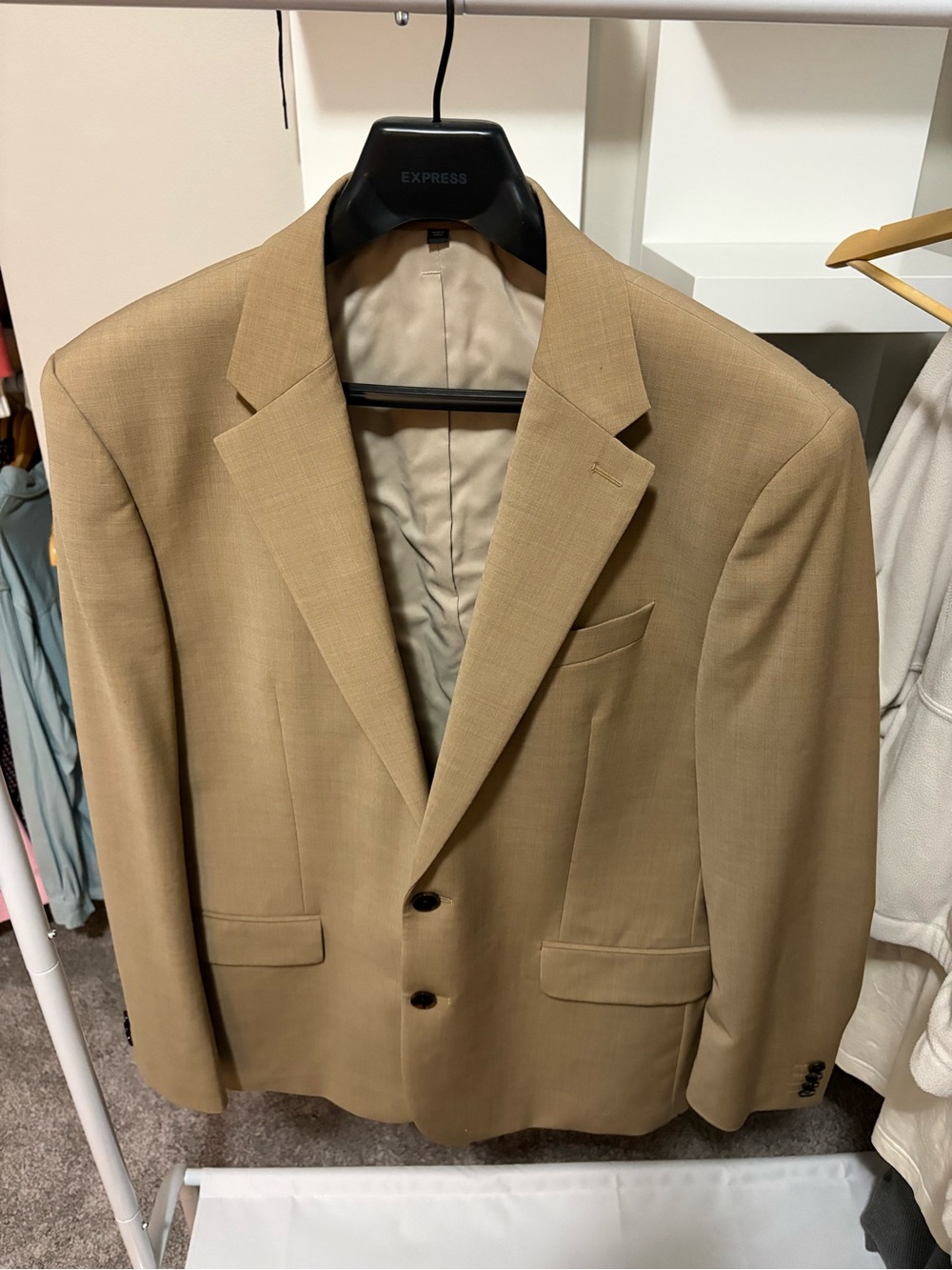 EXTRA SLIM TAN WOOL-BLEND MODERN TECH SUIT JACKET